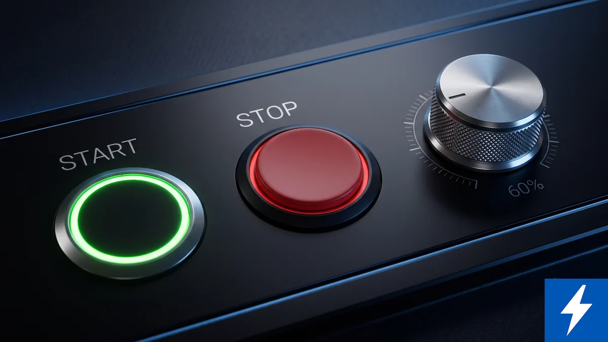Motor Sürücü Start-Stop-Pot Bağlantısı; Yeşil yanan LED halkalı START düğmesi, kırmızı STOP düğmesi ve tırtıklı metal potansiyometre kadranı içeren modern bir koyu endüstriyel kontrol panelinin yakın çekim 3D render görüntüsü. Makine operasyon paneli ve hız kontrol arayüzü örneği.